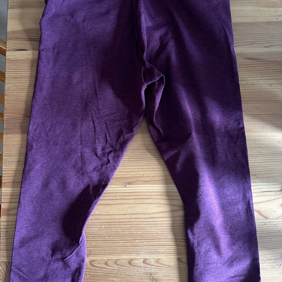 Red NoBull Leggings 3/4 length - Picture 7 of 8